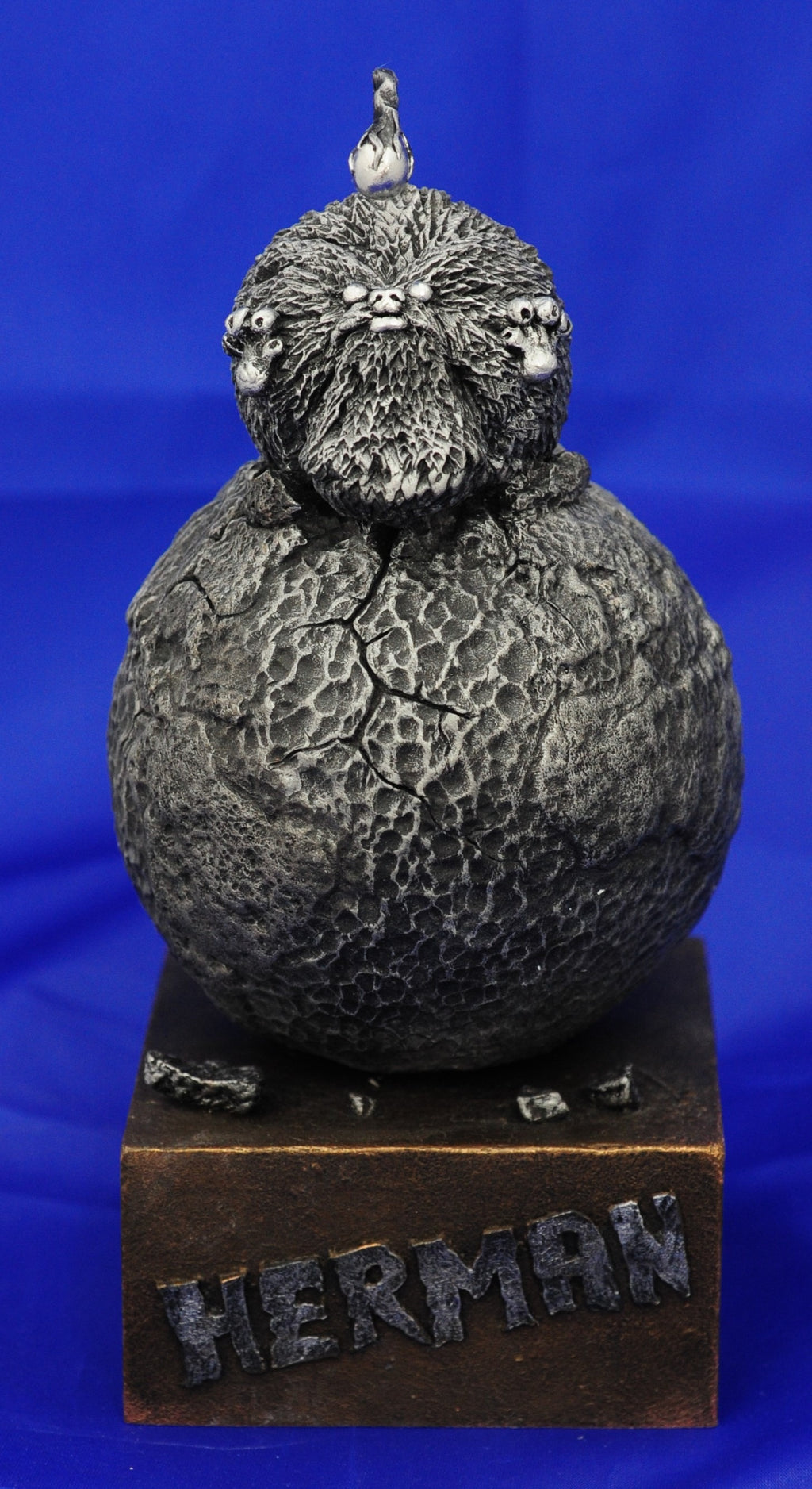Herman The Planet Smasher Limited Edition Figurine image 3